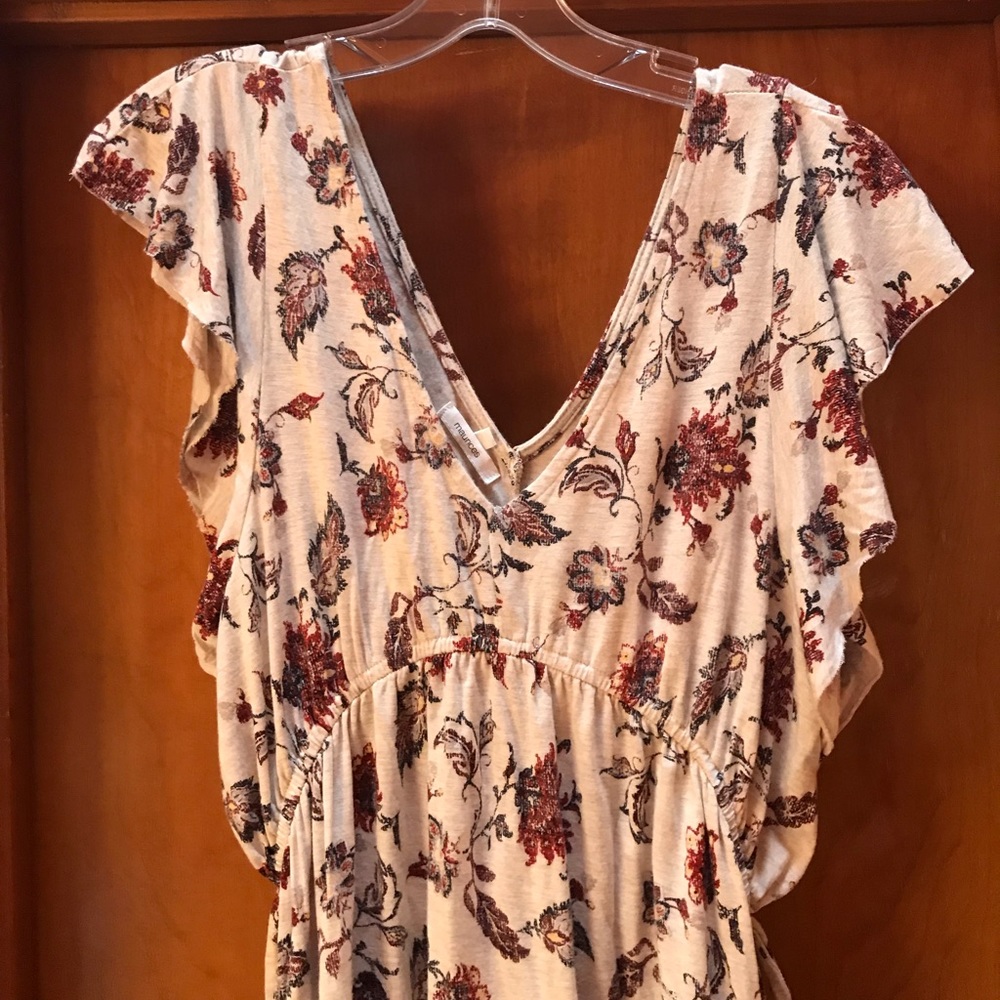 Floral top with flutter sleeves. Fall colors